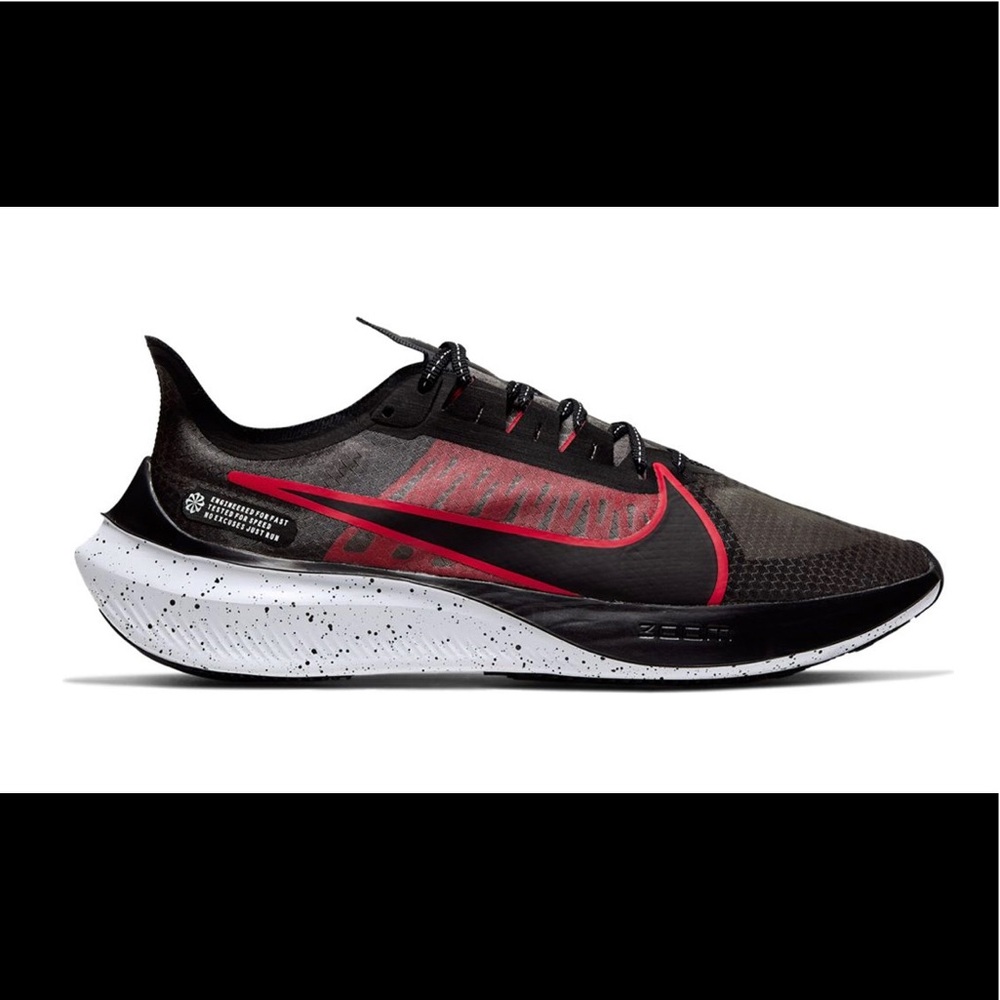 Nike ZOOM Gravity size 9